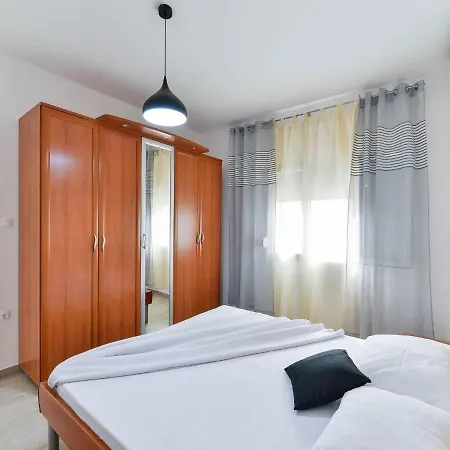 Noa Ferienhaus Galovac (Zadar)