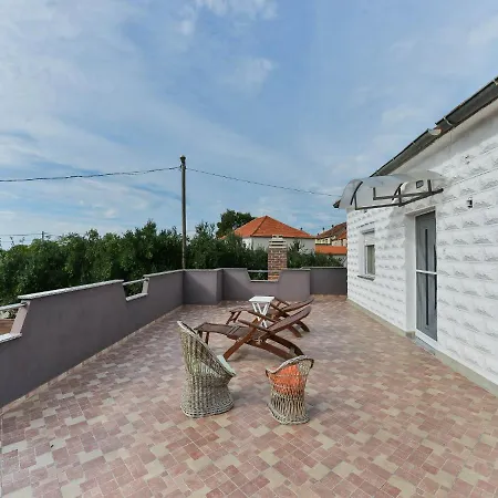 Holiday Noa Prázdninový dům Galovac (Zadar)
