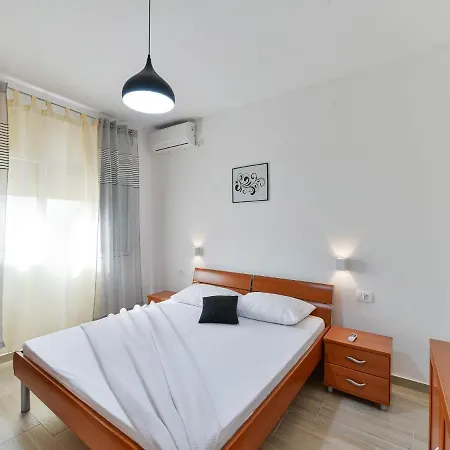 Prázdninový dům Holiday Noa *