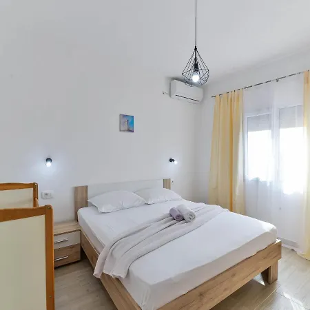 Ferienhaus Noa Galovac (Zadar)